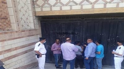 بالصور | جهاز مدينة السادات يشن حملة لتنفيذ قرارات غلق وتشميع لمخالفة شروط التعاقد وتغيير النشاط