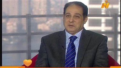 الهباق يوضح  اهم اسباب ظاهرة اعتام العين 