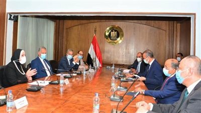 بالصور | وزيرا التجارة والتنمية المحلية يبحثان إعداد قاعدة بيانات متكاملة لقطاع المشروعات