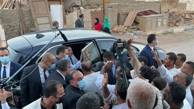 السيسي يتفقد منطقة مساكن الرويسات بشرم الشيخ