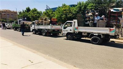 بالصور | حملة جديدة لإزالة الإشغالات بالمجمعات التجارية بمدينة الشروق 