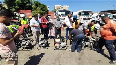 محافظ بورسعيد يتابع الاستعدادات والتجهيزات اللازمة لمواجهة موسم سقوط الأمطار