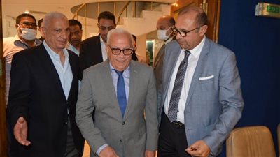 محافظ بورسعيد يقرر تخفيض الحد الأدني للقبول