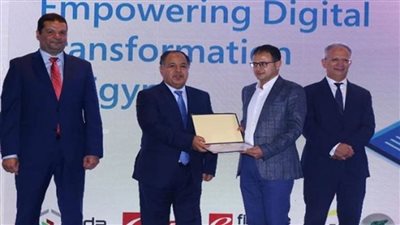 بالصور | وزير المالية يعلن الإطلاق التجريبي لمنظومة «الإيصال الإلكتروني» 