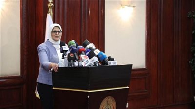 بالصور | وزيرة الصحة تعلن موعد افتتاح الخط الثاني لإنتاج اللقاحات بمصنع 