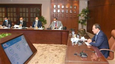 وزير البترول يوجه بالتحديث المستمر لتطبيق «Mop Stations» الخاص بمحطات الوقود