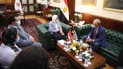 وزيرة الصحة تنقل رسالة شكر من رئيس مجلس الوزراء المصري للحكومة اليونانية لدعمها مصر بـ250 ألف جرعة من لقاح كورونا