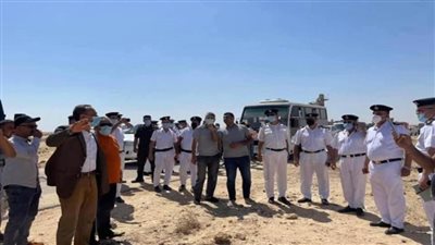 بالصور | إزالة التعديات الواقعة على مساحة 59 فدانا شرق الكتلة السكنية بـ