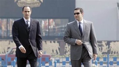 رفع التحفظ على أموال علاء وجمال مبارك وأسرتيهما