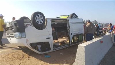 إصابة 16 شخصا فى انقلاب سيارة ميكروباص على طريق جمصة الدولى