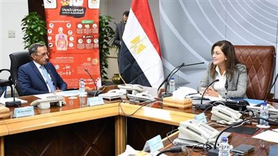  وزيرة التخطيط تلتقي أعضاء غرفة التجارة الأمريكية 