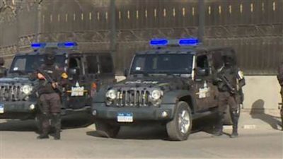 ضبط تشكيل عصابي لسرقة السيارات من خلال «كسر الكالون» 