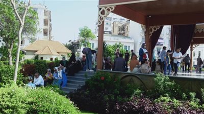 إقبال من المواطنين علي حديقة فريال واستمرار توافد أتوبيسات رحلات المحافظات لبورسعيد