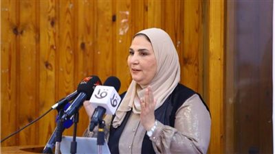 التضامن تكرم 7 ملايين مسن بمنحهم «الكارت الذهبي» 