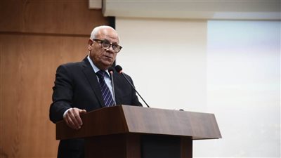 محافظ بورسعيد يبحث الاستعدادات النهائية لاستقبال العام الدراسي الجديد