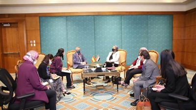وزيرة البيئة تلتقى نظيرها الأسبانى لتبادل الآراء والرؤى حول الأوضاع البيئية العالمية