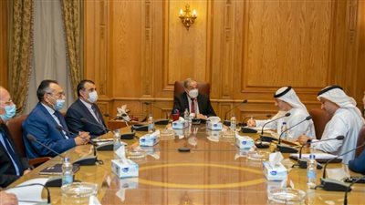 وزير الدولة للإنتاج الحربى والمدير العام لمجلس الإمارات للشركات الدفاعية يبحثان سبل تعزيز التعاون المشترك