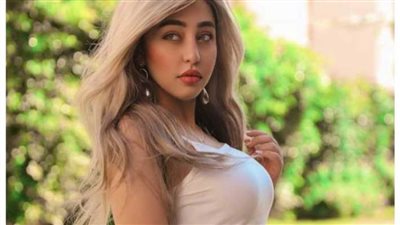 بعد قليل.. الحكم على فتاة التيك توك ريناد عماد