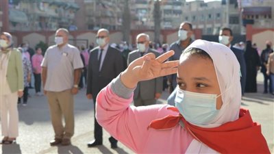 محافظ بورسعيد يتابع سير العمل  بعدد من المدارس