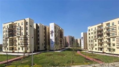 وزير الإسكان يستعرض جهود الدولة المصرية في القضاء على المناطق غير الآمنة (صور)