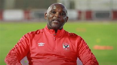 محمد شريف يقود تشكيل الأهلي الأساسي لمواجهة الحرس الوطني