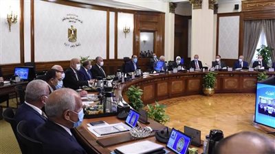 مدبولي يؤكد ضرورة استكمال إزالة التعديات على فرعي النيل برشيد ودمياط