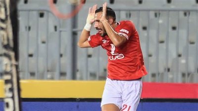 الشوط الأول.. الأهلي يتقدم على الحرس الوطني بهدف معلول