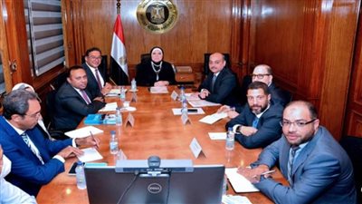 وزيرة التجارة تستعرض مع البنك الدولي معدلات تنفيذ برنامج التنمية المحلية بمحافظات الصعيد (صور)