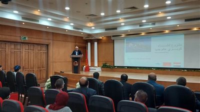 محافظ بورسعيد يناقش مقترح إنشاء كوبري عائم جديد يربط بين بورسعيد وبورفؤاد