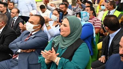 بالتعاون مع «حياة كريمة».. وزيرة التضامن تطلق «بالوعي.. مصر بتتغير للأفضل» بالمنيا (صور)
