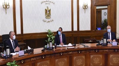 رئيس الوزراء يتابع مستجدات الموقف التنفيذي لمشروع تنمية الدلتا الجديدة (صور)