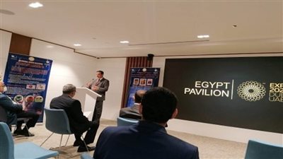 د. خالد عبدالغفار يستعرض تقريرًا عن فعالية 