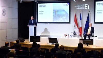 رئيس الوزراء يلتقى المدير العام لبنك كريدي أجريكول.. براساك: نتطلع لمزيد من التعاون