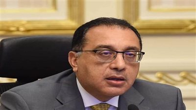 رئيس الوزراء يلتقي رئيس مجموعة CMA CGM للخطوط الملاحية والوفد المرافق له