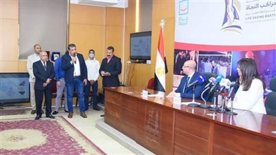 وزيرة الهجرة تؤكد توجه الدولة المصرية للارتقاء بحياة المصريين في المناطق الأكثر احتياجا (صور)