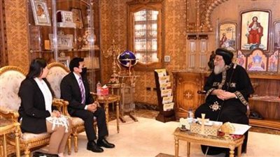 البابا تواضروس يستقبل عدد من السفراء بالمقر البابوي 