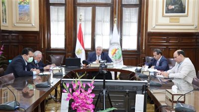 القصير يبحث مع المفوض الزراعي بالاتحاد الأوروبي عبر تقنية الفيديو كونفرانس عددا من القضايا المشتركة 