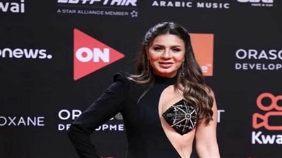 نجلاء بدر ضيفة برنامج 