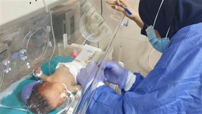 الصحة: فحص 26 ألف طفل ضمن مبادرة الكشف المبكر عن الأمراض الوراثية لحديثي الولادة (صور)