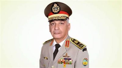 وزير الدفاع يشهد المرحلة الرئيسية لمشروع تكتيكي بإحدى وحدات الجيش الثالث الميداني