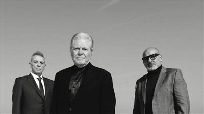 حسين فهمى ومحمود حميدة وجمال سليمان فى أفيش 