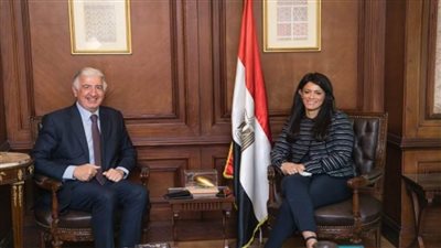 “المشاط” تُناقش مع الرئيس التنفيذي للمؤسسة الدولية الإسلامية لتمويل التجارة تنويع مجالات التعاون بين الجانبين