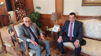 محافظ بورسعيد يستقبل د/ نافع عبد الهادي عضو مجلس النواب ووكيل لجنة الاقتراحات بالمجلس