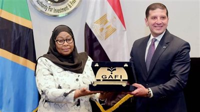 رئيسة جمهورية تنزانيا المتحدة تفتتح منتدى الأعمال المصري التنزاني (صور)