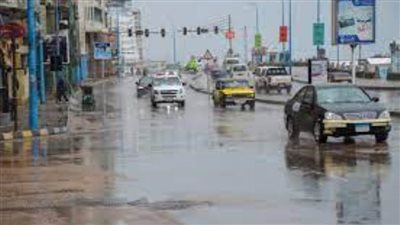 أمطار وشبورة كثيفة.. الأرصاد الجوية تكشف عن حالة الطقس غدا الاثنين