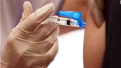 أكثر من 100 ألف وفاة بجرعات لقاح زائدة في الولايات المتحدة