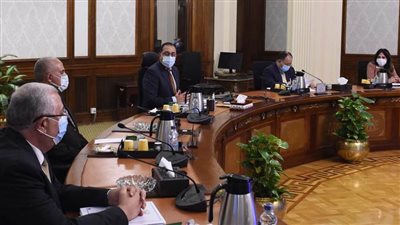 رئيس الوزراء يستعرض مخطط تطوير حديقتي الحيوان والأورمان بالجيزة