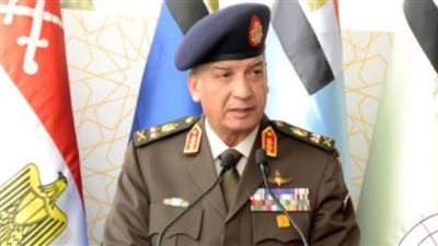 وزير الدفاع يشهد اختبارات الهيئة لطلبة الكليات العسكرية بالكلية الحربية