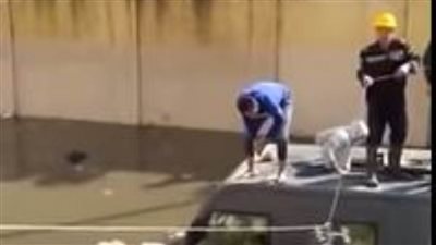 شاهد بالفيديو.. عملية إنقاذ 5 ملايين جنيه من مياه الأمطار بالاسكندرية