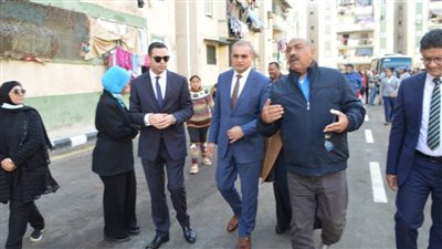 نائب المحافظ ورئيس صندوق التنمية الحضارية يتفقدان عددا من المشروعات بالمحافظة